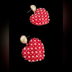 New BETSEY Johnson One Love Gold Tone Red Heart Pink & Faux Pearl Drop Earrings